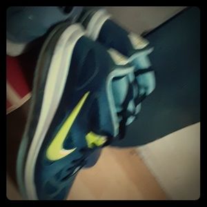 Nike lebron james size 11